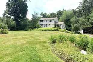 22 Beechwood Rd, Hudson, NH 03051 - Photo 1