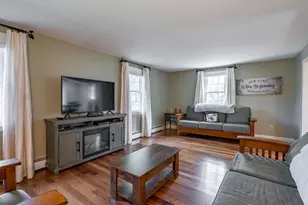 22 Beechwood Rd, Hudson, NH 03051 - Photo 27