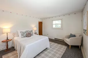 26 Rundlett St, Concord, NH 03301 - Photo 9