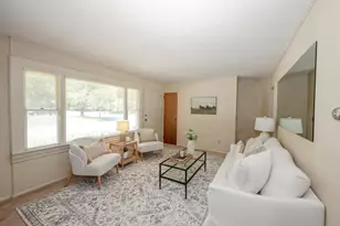 26 Rundlett St, Concord, NH 03301 - Photo 3