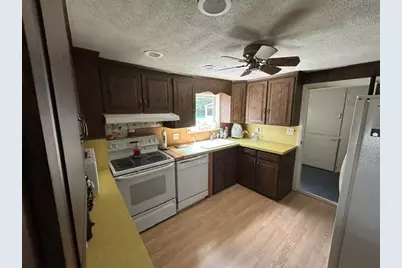 256 E Main Street, Hampstead, NH 03826 - Photo 13