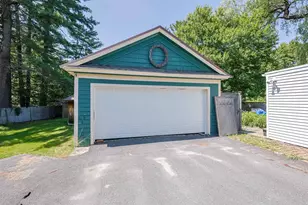 46 Gary Rd, Wakefield, NH 03872 - Photo 5