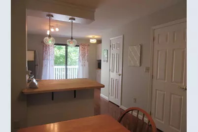 413 Fox Hollow Way, Manchester, NH 03104 - Photo 9