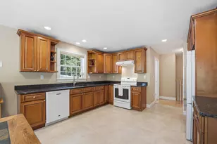 23 Atkinson Rd, Salem, NH 03079 - Photo 7