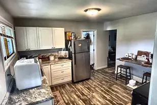 123 Watts St, Manchester, NH 03104 - Photo 3