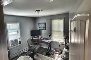 123 Watts St, Manchester, NH 03104 - Photo 9