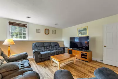 29 Hunt Avenue, Franklin, NH 03235 - Photo 27