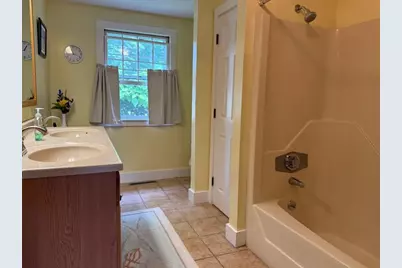 29 Hunt Avenue, Franklin, NH 03235 - Photo 45