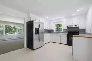 58 Cottage Rd, Kensington, NH 03833 - Photo 7