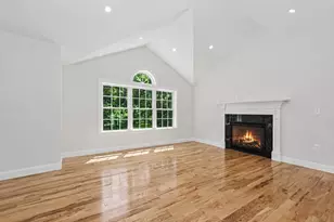 60 Walnut Hill Rd, Derry, NH 03038 - Photo 9