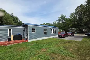 82 Gooseberry Cir, Rochester, NH 03867 - Photo 3