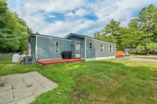 82 Gooseberry Cir, Rochester, NH 03867 - Photo 7