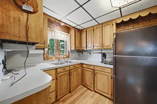 66 Amherst St, Nashua, NH 03064 - Photo 9