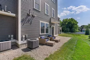 55 Ocean Rd, Portsmouth, NH 03801 - Photo 33