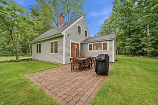 288 Island Pond Rd, Derry, NH 03038 - Photo 33