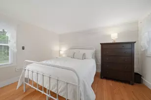 288 Island Pond Rd, Derry, NH 03038 - Photo 19