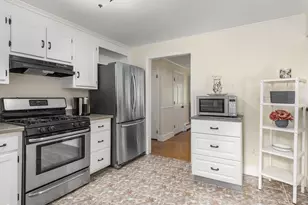23 Island Pond Rd, Atkinson, NH 03811 - Photo 15