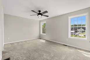59 Windham Rd, Hudson, NH 03051 - Photo 17