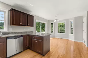 59 Windham Rd, Hudson, NH 03051 - Photo 7