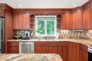 20 Partridge Ln, Londonderry, NH 03053 - Photo 5