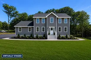 8 Blaisdell Ct, Raymond, NH 03077 - Photo 1