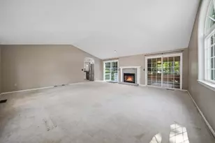 101 Currier Dr, Manchester, NH 03104 - Photo 19