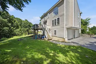 9 Hawk Dr, Salem, NH 03079 - Photo 5
