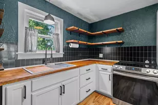 18 Warren Ave, Goffstown, NH 03045 - Photo 13