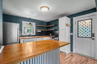 18 Warren Avenue, Goffstown, NH 03045 - Photo 9