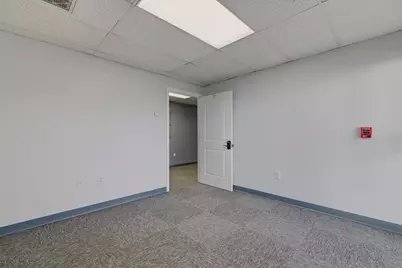 19 Bridge Street #9, Kittery, ME 03904 - Photo 5