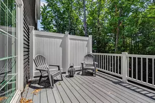 14 Porch Lgt Dr, Dover, NH 03820 - Photo 9