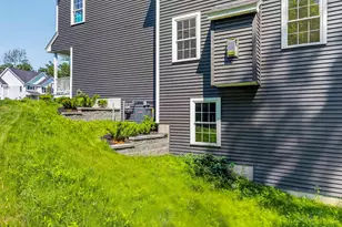 14 Porch Lgt Dr, Dover, NH 03820 - Photo 5