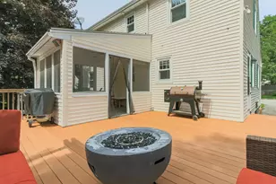 68 Benjamin St, Manchester, NH 03109 - Photo 29