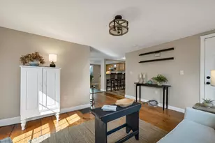 273 Maplewood Ave, Portsmouth, NH 03801 - Photo 11