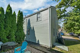 273 Maplewood Ave, Portsmouth, NH 03801 - Photo 33