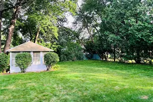 21 Elmwood Ave, Salem, NH 03079 - Photo 17