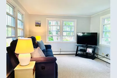 21 Elmwood Avenue, Salem, NH 03079 - Photo 7