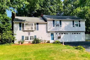 21 Elmwood Ave, Salem, NH 03079 - Photo 1