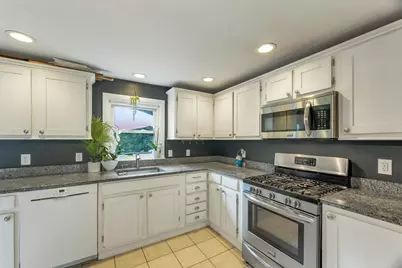 180 E Main Street, Hampstead, NH 03826 - Photo 13