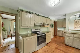 23 W Main St, Newton, NH 03859 - Photo 17