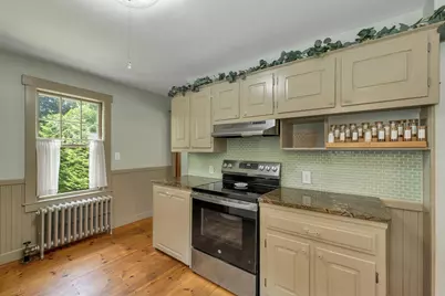 23 West Main Street, Newton, NH 03859 - Photo 19