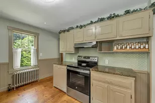 23 W Main St, Newton, NH 03859 - Photo 19
