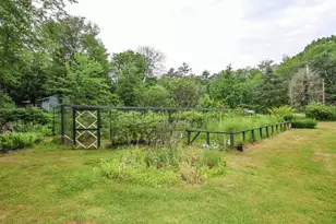 283 Hampstead Rd, Derry, NH 03038 - Photo 21