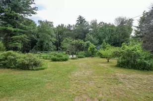 283 Hampstead Rd, Derry, NH 03038 - Photo 37