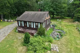 283 Hampstead Rd, Derry, NH 03038 - Photo 7