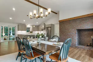 43 Redfield Cir, Derry, NH 03038 - Photo 5