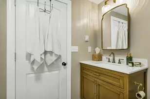 43 Redfield Cir, Derry, NH 03038 - Photo 35