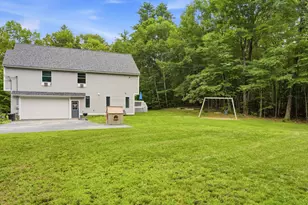 17 Tonga Dr, Bow, NH 03304 - Photo 43