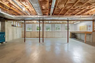 29 Vineyard Dr, Stratham, NH 03885 - Photo 35