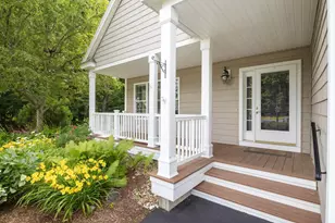29 Vineyard Dr, Stratham, NH 03885 - Photo 3